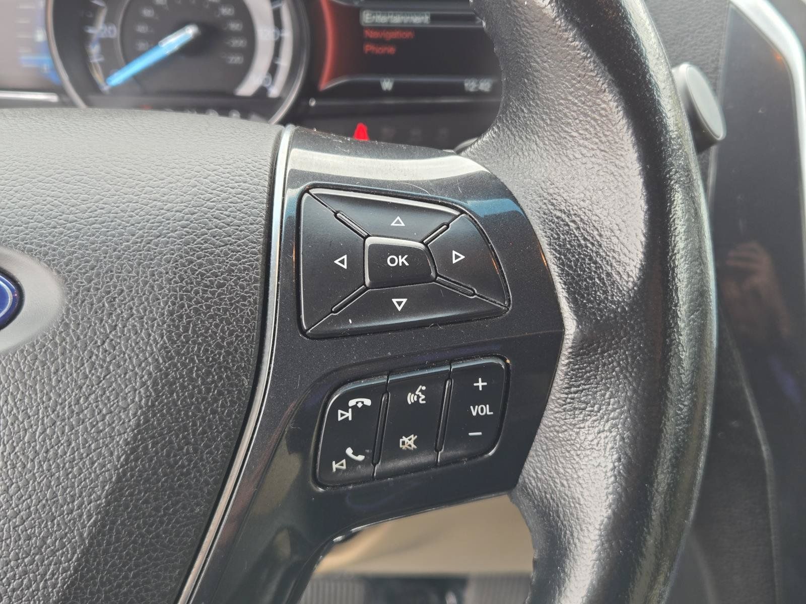 Used 2017 Ford Explorer Limited FWD image 17