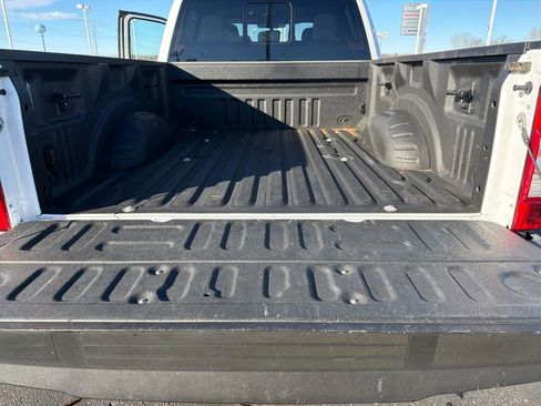 Used 2022 Ford F350 XLT w/ XLT Premium Package image 22