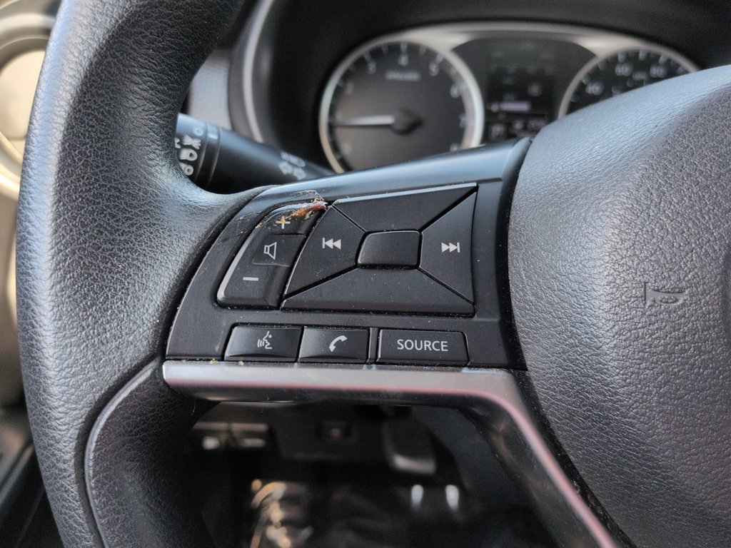 Used 2018 Nissan Kicks S FWD image 22