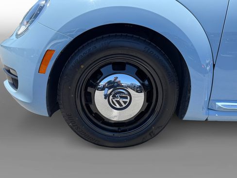 Used 2013 Volkswagen Beetle 2.5 FWD image 9