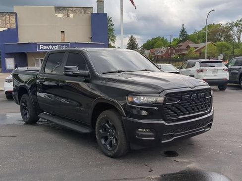 Used 2026 RAM 1500 Big Horn AWD/4WD image 8