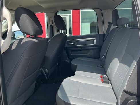Used 2022 RAM 1500 Classic SLT w/ Electronics Group AWD/4WD image 11
