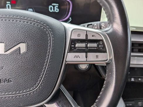 Used 2023 Kia Telluride LX image 20