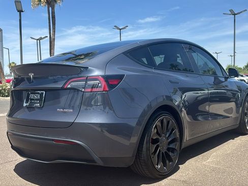 Used 2022 Tesla Model Y Performance AWD/4WD image 22