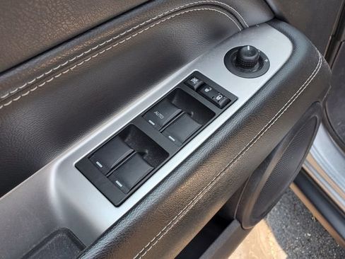 Certified 2017 Jeep Compass High Altitude AWD/4WD image 6