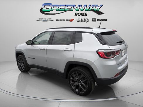 New 2026 Jeep Compass Latitude AWD/4WD image 5