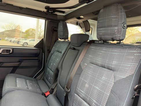 Used 2025 Ford Bronco Heritage Edition image 26