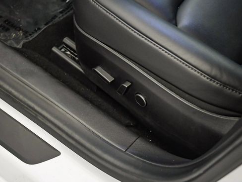 Used 2021 Tesla Model 3 Performance image 23