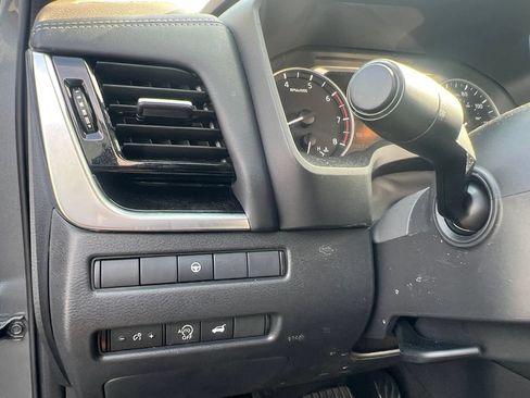 Used 2023 Nissan Rogue SL w/ SL Premium Package AWD/4WD image 13