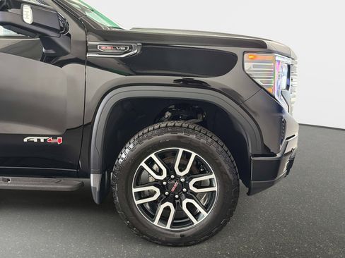 Used 2024 GMC Sierra 1500 AT4 w/ Technology Package image 21