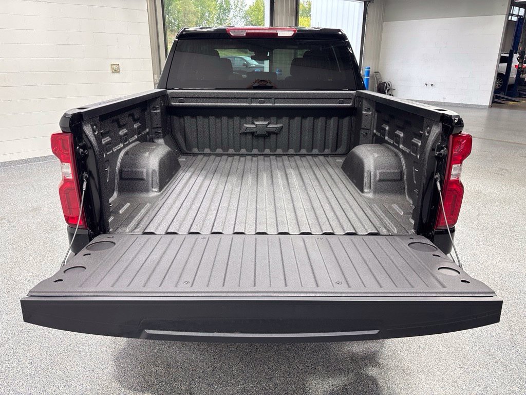 New 2026 Chevrolet Silverado 1500 RST AWD/4WD image 36
