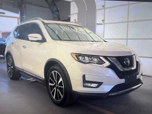 Used 2020 Nissan Rogue SL w/ Premium Package FWD image 18