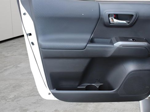 Certified 2023 Toyota Tacoma TRD Sport image 20