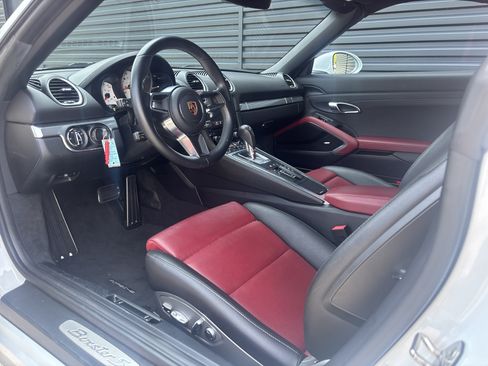 Certified 2019 Porsche 718 Boxster RWD image 27
