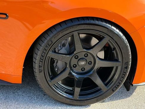 Used 2021 Ford Mustang GT Premium w/ Carbon Sport Interior Package RWD image 10