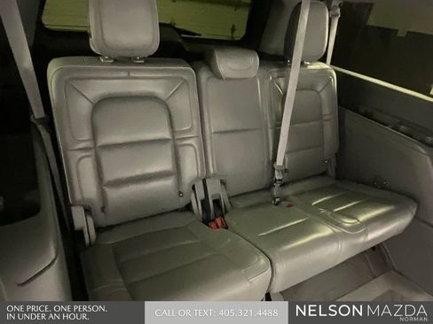 Used 2019 Lincoln Navigator L Select RWD image 31