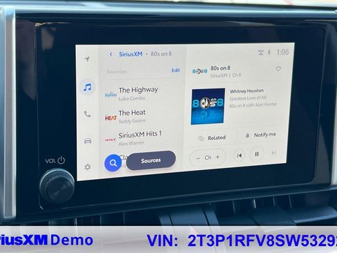 Certified 2025 Toyota RAV4 XLE image 28