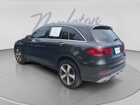 Used 2022 Mercedes-Benz GLC 300 w/ Premium Package Lite image 6