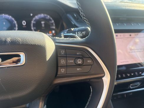 New 2026 Jeep Grand Cherokee Altitude AWD/4WD image 20