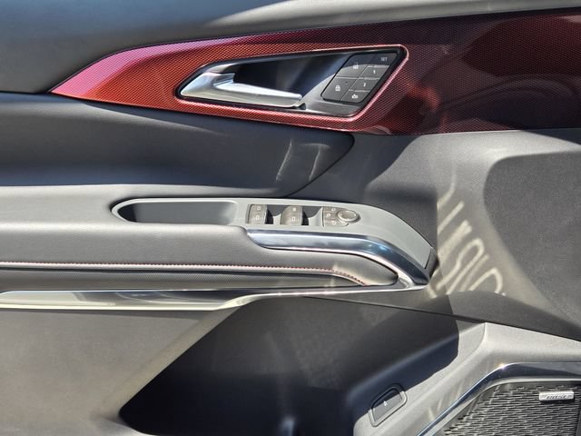 New 2026 Chevrolet Traverse RS w/ LPO, Floor Liner Package FWD image 18