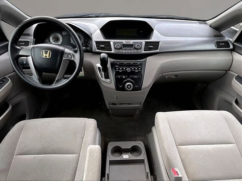 Used 2011 Honda Odyssey LX image 7