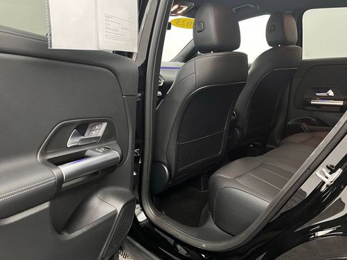 Used 2023 Mercedes-Benz GLA 250 4MATIC image 30