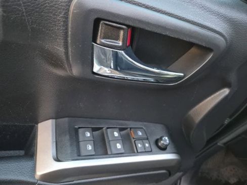 Used 2023 Toyota Tacoma Limited image 18