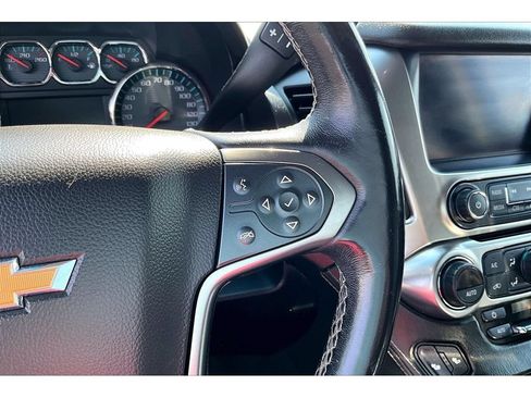 Used 2016 Chevrolet Suburban LT AWD/4WD image 12