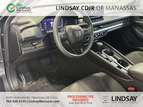 Used 2025 Honda Accord SE image 17