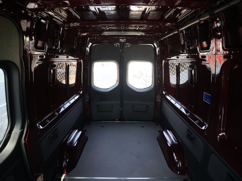 New 2025 Mercedes-Benz Sprinter 2500 image 12