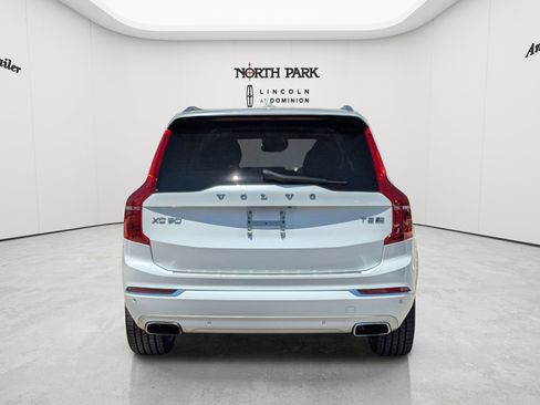 Used 2017 Volvo XC90 T8 Inscription w/ Vision Package AWD/4WD image 3