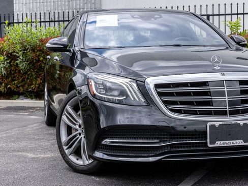 Used 2019 Mercedes-Benz S 560 Sedan image 14