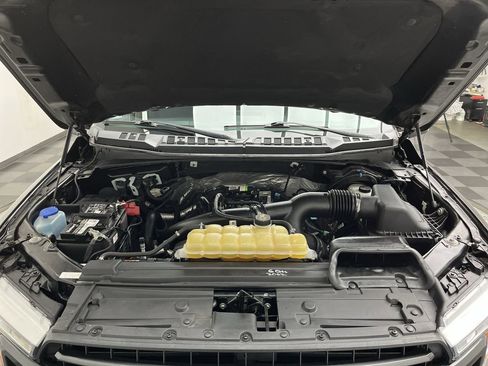 Certified 2019 Ford F150 XLT w/ Equipment Group 302A Luxury AWD/4WD image 29