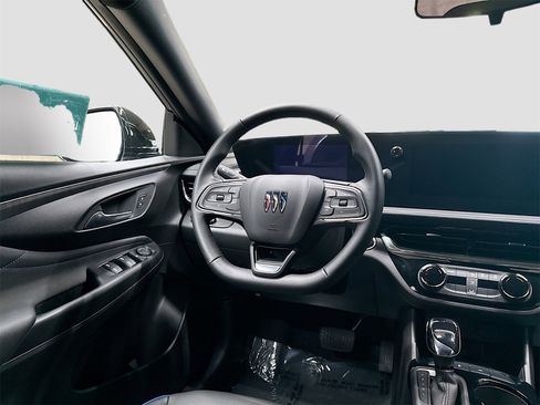 Certified 2024 Buick Envista Sport Touring image 20