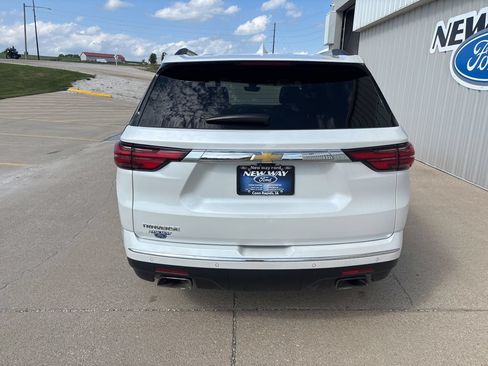 Used 2023 Chevrolet Traverse High Country FWD image 6