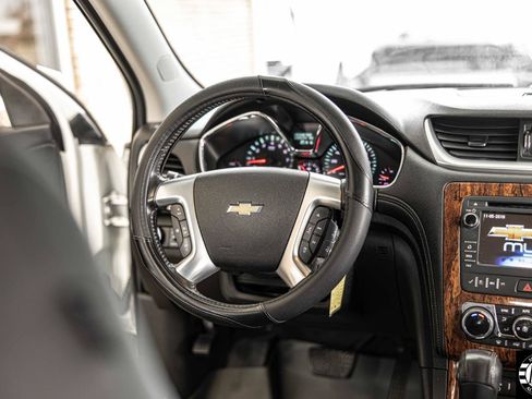 Used 2013 Chevrolet Traverse LT AWD/4WD image 26