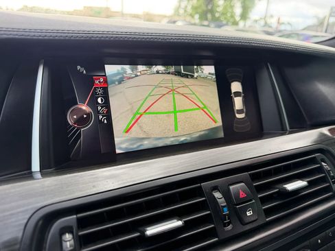 Used 2016 BMW 550i Sedan RWD image 15