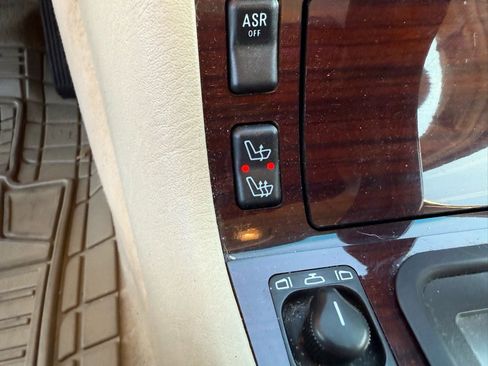 Used 1995 Mercedes-Benz S 320 image 48