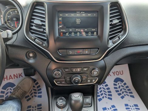 Used 2021 Jeep Cherokee Latitude Lux image 16