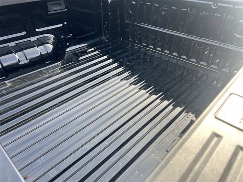 New 2025 Ford Ranger XLT w/ Equipment Group 301A High image 20