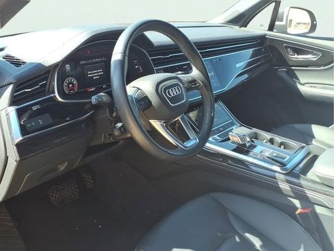 Used 2025 Audi Q7 3.0T Premium Plus AWD/4WD image 8