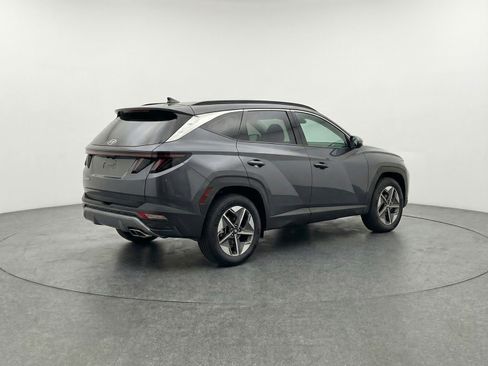 Used 2025 Hyundai Tucson SEL image 9