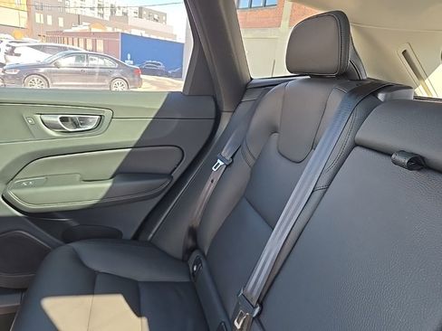 Certified 2023 Volvo XC60 B5 Plus w/ Climate Package image 5