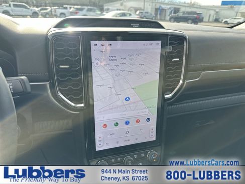 Used 2025 Ford Ranger Lariat w/ FX4 Off-Road Package image 18