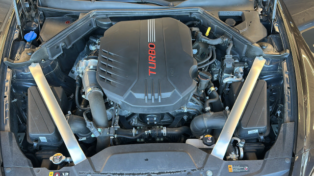 Used 2022 Kia Stinger GT2 AWD/4WD image 26