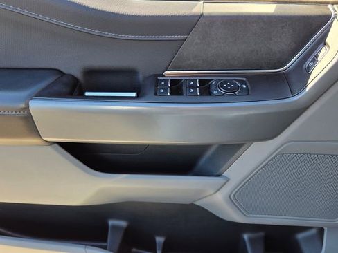 Used 2024 Ford F150 XLT image 32