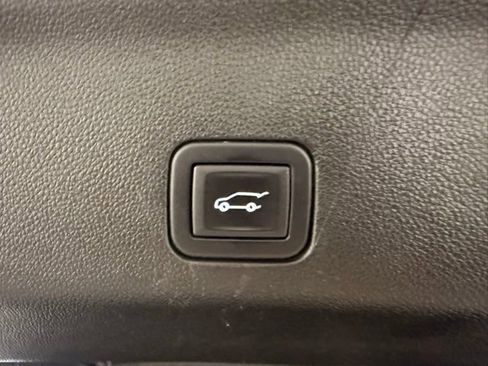 Used 2023 Chevrolet Tahoe LT w/ LT Signature Plus Package image 9