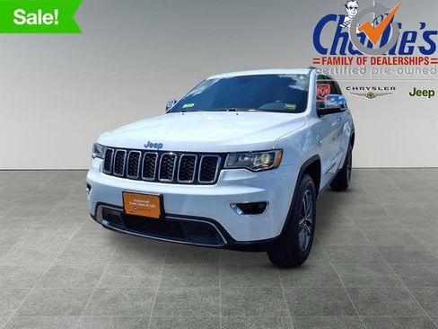 Used 2021 Jeep Grand Cherokee Limited image 1