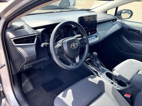 Used 2024 Toyota Corolla LE FWD image 8