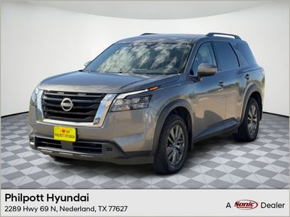 Used 2024 Nissan Pathfinder SV
